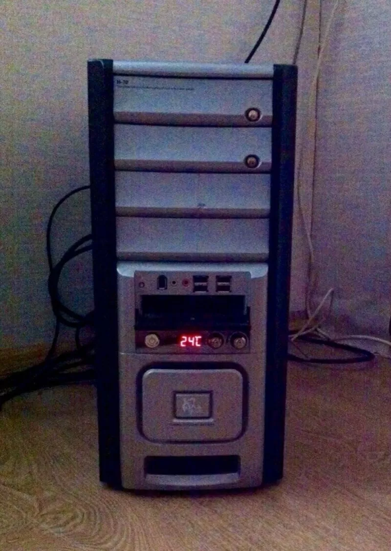 Мощный компьютер.